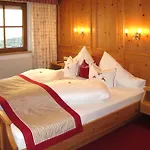 Appartement Garni Royal-2 By Interhome