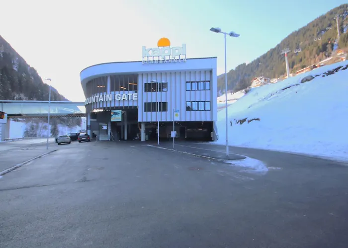 Garni Royal-2 By Interhome Lejlighed